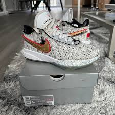 Giày Nike LeBron 20 GS 'The Debut' DQ8651-100 - Ảnh 5