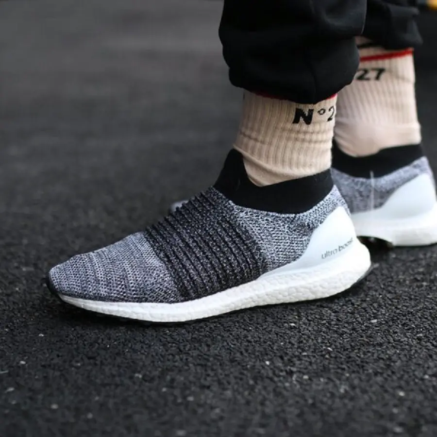 Giày Adidas Ultraboost Laceless ‘Black White’ BB6141 - Ảnh 3