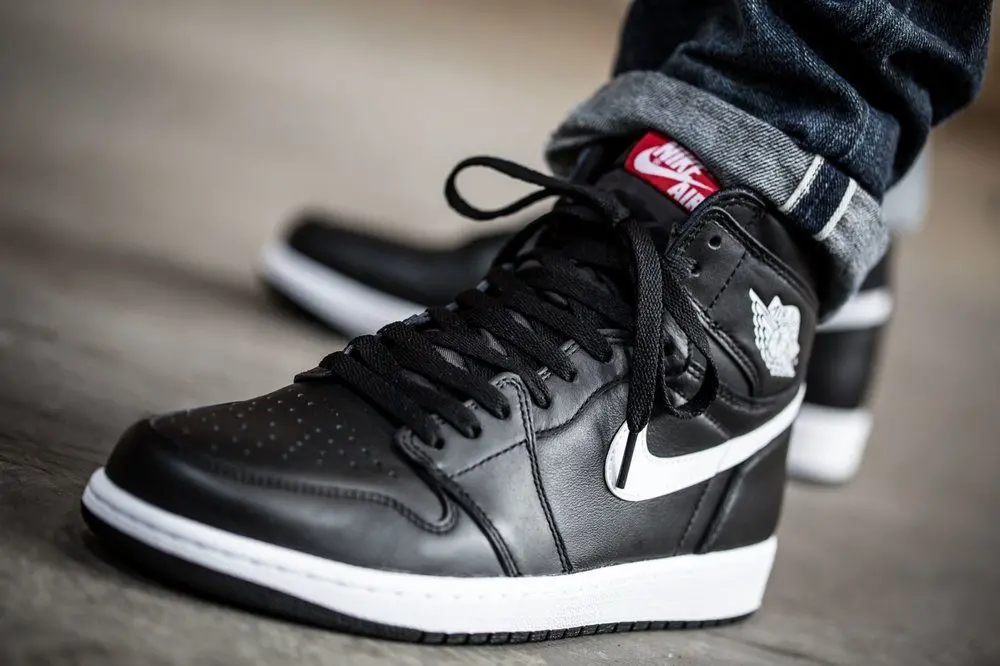Alternative view of Giày Nike Air Jordan 1 Retro Yin Yang 575441-011
