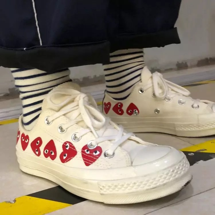 Giày Converse Comme des Garçons Play x Chuck 70 Low Top Multi Heart 162975C - Ảnh 2