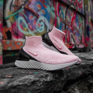 Alternative view of Giày Nike Wmns Rise React Flyknit 'Pink Foam' AV5553-660