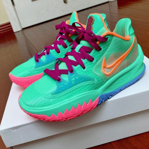 Alternative view of Giày Nike Kyrie Low 4 Ep 'Keep Sue Fresh' CZ0105-300