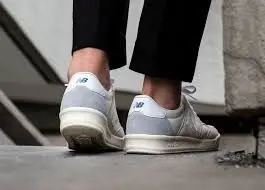 Giày New Balance 300 White CRT300EO - Ảnh 5