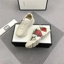 Giày Gucci Wmns Rhyton 'Gucci Strawberry' 576963-DRW00-9522 - Ảnh 3