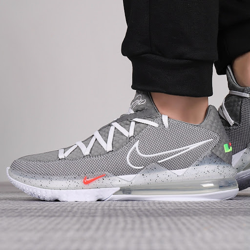 Giày Nike LeBron 17 Low EP 'Particle Grey' CD5006-004 - Ảnh 3