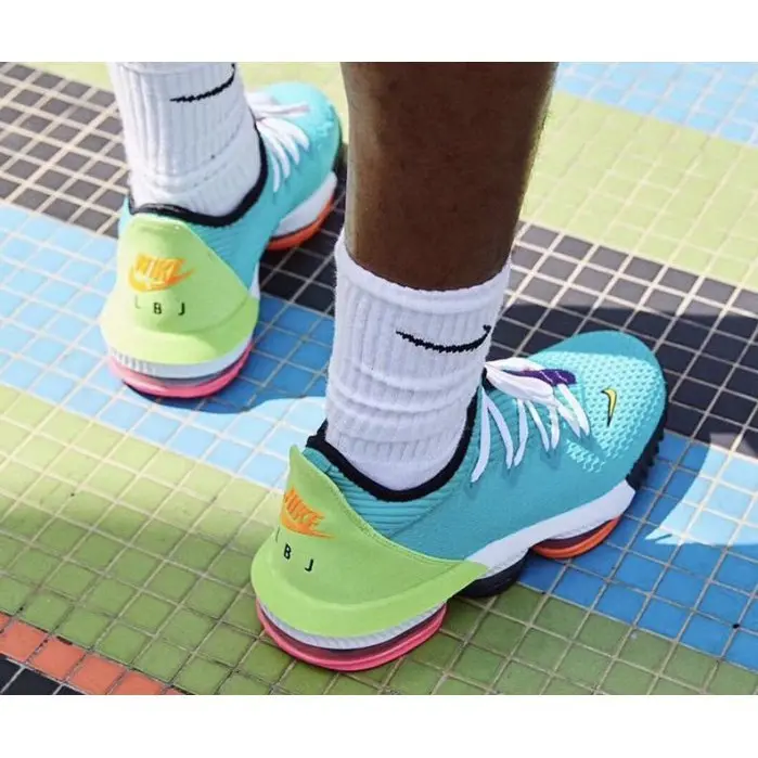Alternative view of Giày Nike LeBron 16 Low EP 'Hyper Jade' CI2669-301
