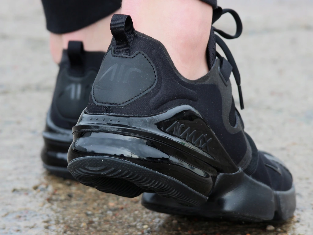 Giày Nike Air Max Infinity 'Triple Black' BQ3999-004 - Ảnh 3