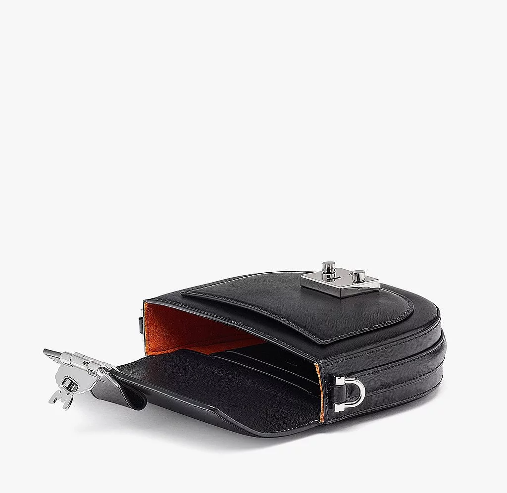 Túi MCM Mini Patricia Crossbody In Embossed Spanish Leather Black MWRBAPA01BK001 - Ảnh 3