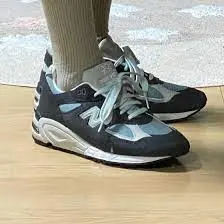 Alternative view of Giày New Balance 990v2 ‘Kith Steel Blue’ M990KT2