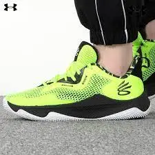 Alternative view of Giày Under Armour Curry Splash 3 3026891-300