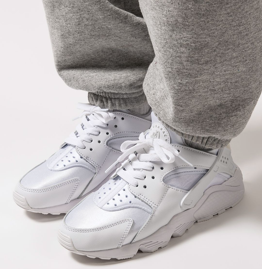 Giày Nike Air Huarache 'Triple White' DH4439-102 - Ảnh 2