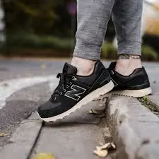 Alternative view of Giày New Balance 574 Series Retro Unisex Black ML574PKP