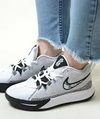 Alternative view of Giày Nike Kyrie Flytrap 6 'White Black' DQ8094-101