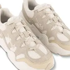 Alternative view of Giày Nike Tech Hera ‘Light Orewood Brown’ DR9761-002