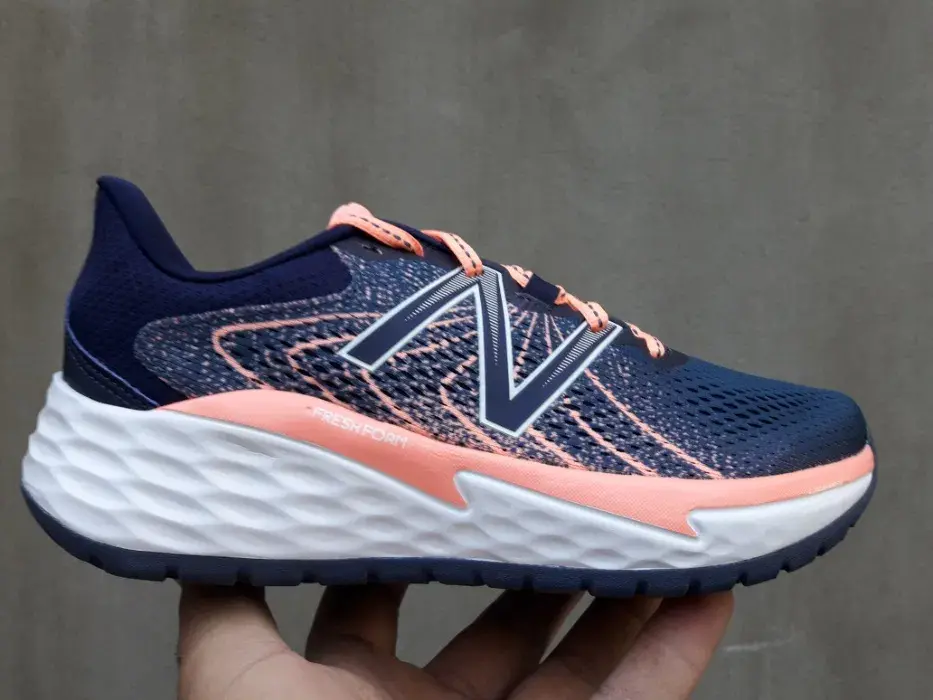 Giày New Balance Fresh Foam Evare 'Grey Pink' WVARELE1 - Ảnh 5