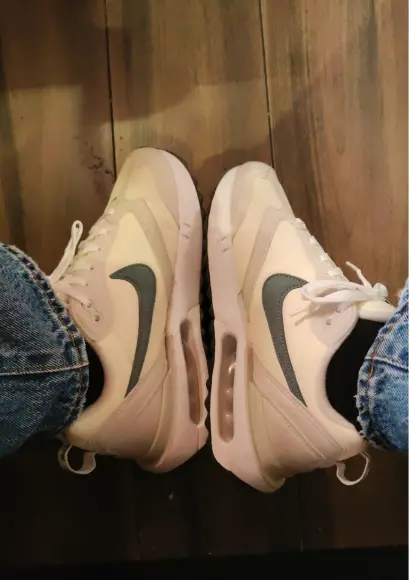 Alternative view of Giày Nike Air Max Dawn 'Coconut Milk' FD9916-131