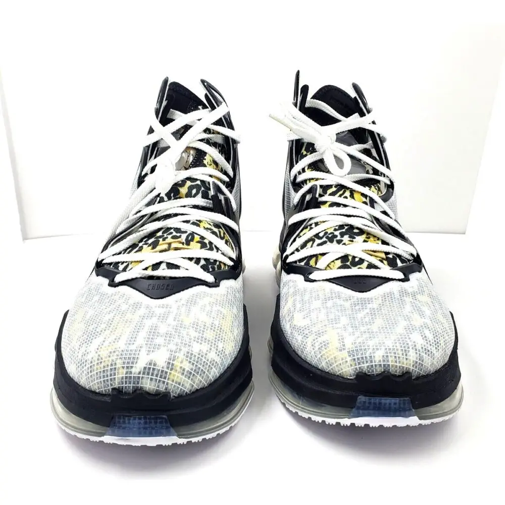 Giày Nike LeBron XIX 'Royalty' CZ0203-100 - Ảnh 5