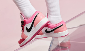 Alternative view of Giày Nike Air Jordan 1 Low GS 'White Pinksicle' 553560-162