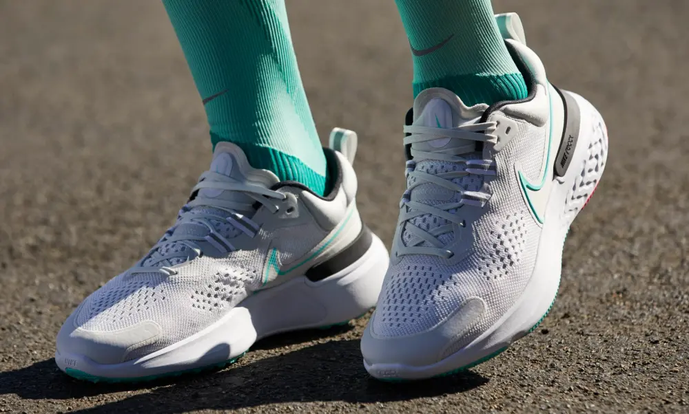 Alternative view of Giày Nike React Miler 2 'South Beach' CW7121-004