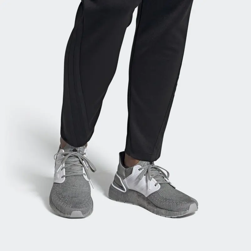 Alternative view of Giày Adidas James Bond 007 x UltraBoost 20 'No Time to Die Grey' FY0647