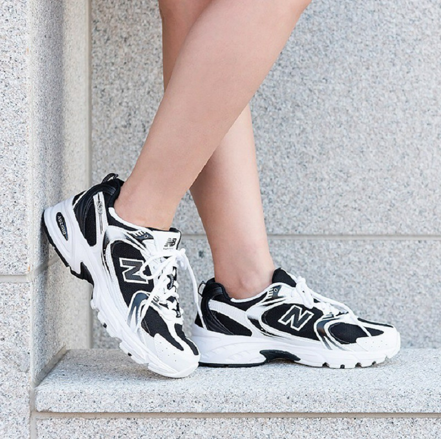 Giày New Balance 530v2 Retro 'Black White' MR530SJ - Ảnh 4