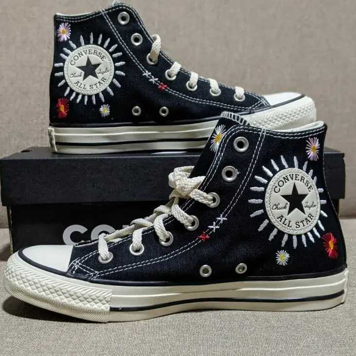 Giày Converse Chuck Taylor All Star High 'Daisy Embroidery Black' 567993C - Ảnh 5