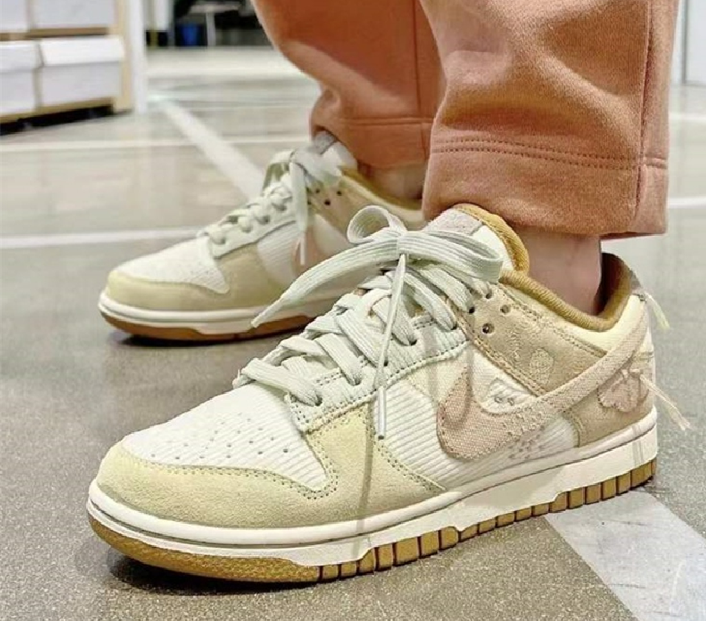 Giày Nike Wmns Dunk Low 'On The Bright Side' DQ5076-121 - Ảnh 3