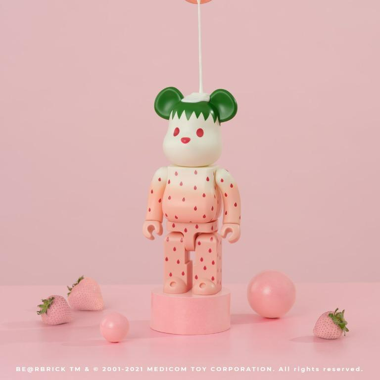 Mô Hình Bearbrick x Clot Summer Fruits Snow Strawberry - Ảnh 2