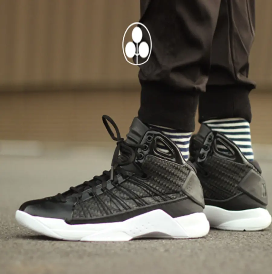 Alternative view of Giày Nike Hyperdunk Lux 'Black White' 818137-001