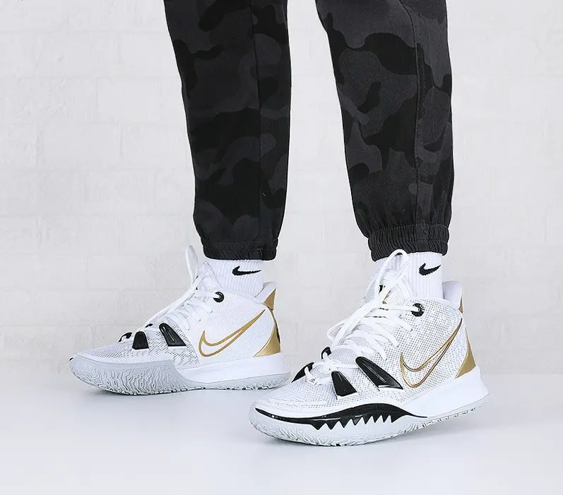 Alternative view of Giày Nike Kyrie 7 EP 'White Metallic Gold' CQ9327-101
