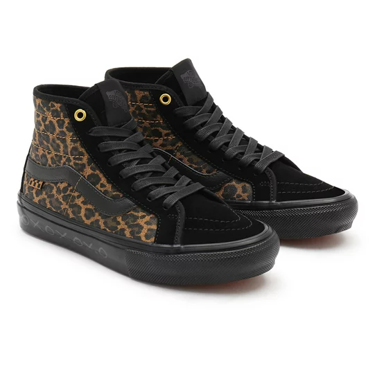 Giày Vans Cher Strauberry x Skate Sk8-Hi 'Cheetah' VN0A5KYB9CY - Ảnh 2