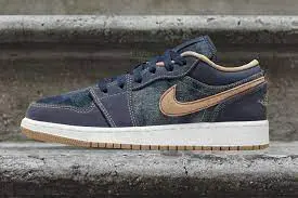 Giày Nike Air Jordan 1 Low SE GS 'Denim' DM4692-400 - Ảnh 3