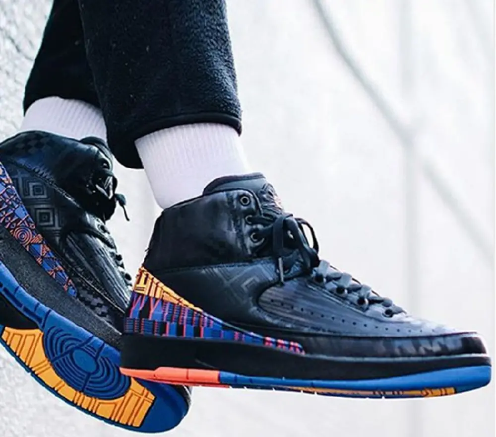 Alternative view of Giày Nike Air Jordan 2 Retro 'Black History Month' 2019 BQ7618-007