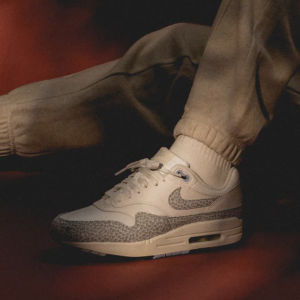 Alternative view of Giày Nike Air Max 1 'Safari Summit White' FB5059-100