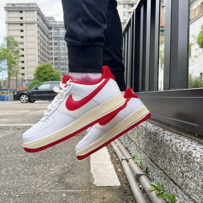 Giày Nike Air Force 1 Low 'White Gym Red Sail' DO5220-161 - Ảnh 2