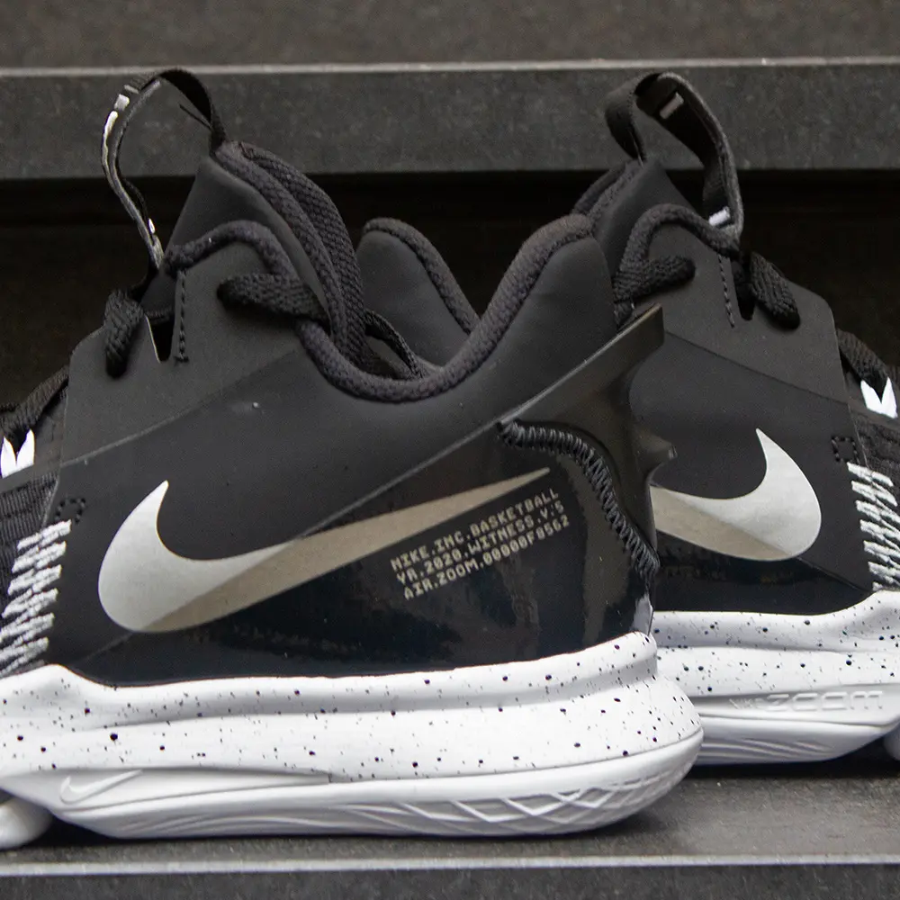 Giày Nike LeBron Witness 5 'Black Metallic Silver' CQ9380-001 - Ảnh 5