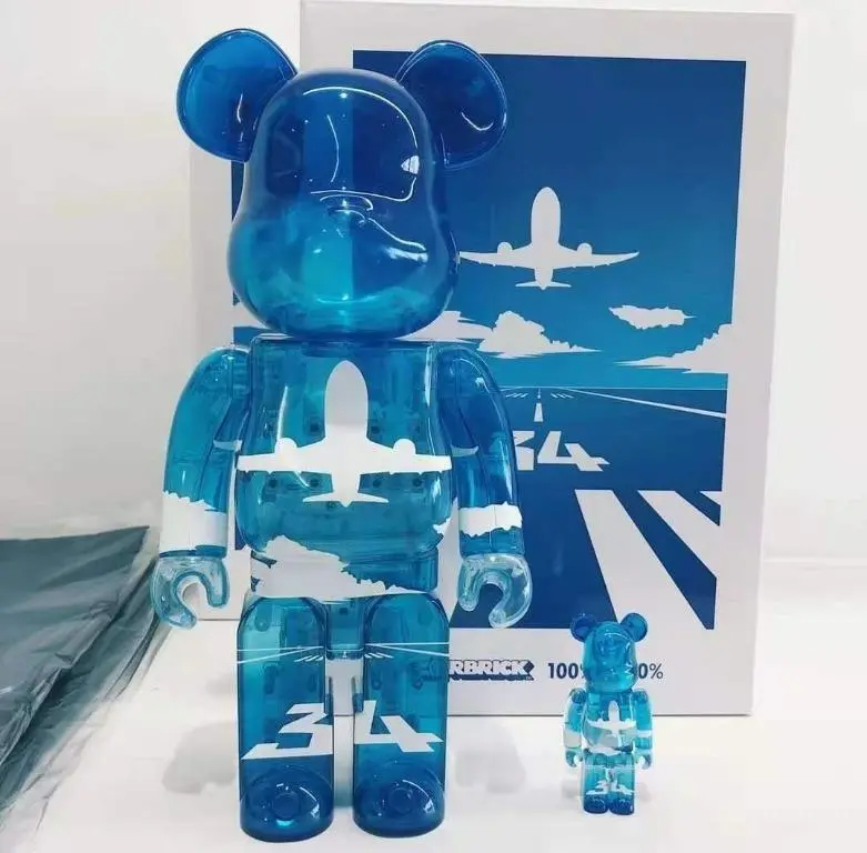 Alternative view of Mô Hình Bearbrick ANA Original 100% + 400%