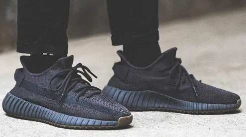 Alternative view of Giày Adidas Yeezy Boost 350 V2 'Black Non-Reflective' FU9006