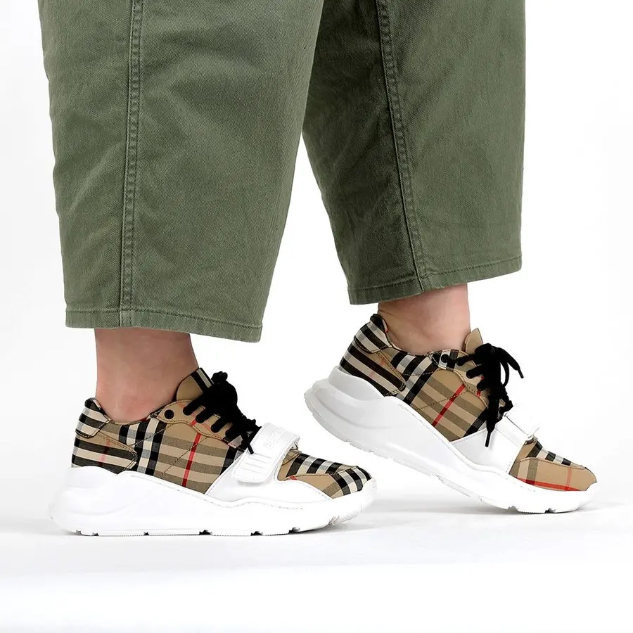Alternative view of Giày Burberry Wmns Vintage Check Cotton Beige 80202811