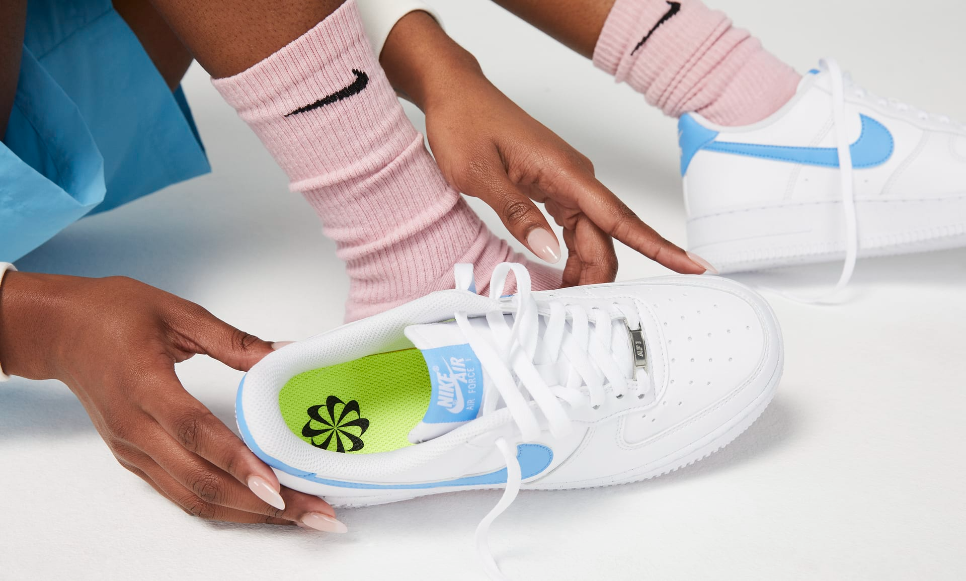 Giày Nike Wmns Air Force 1 Low 'University Blue' DN1430-100 - Ảnh 4