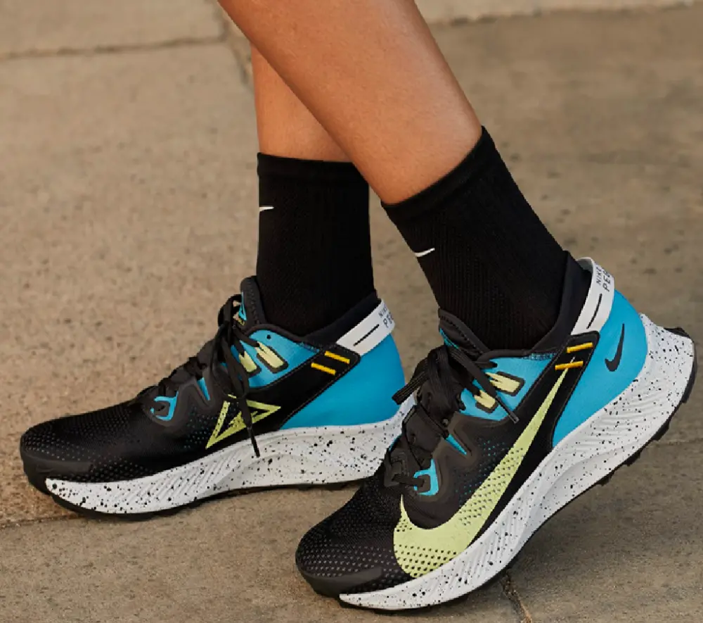 Alternative view of Giày Nike Pegasus Trail 2 'Laser Blue Limelight' CK4309-003
