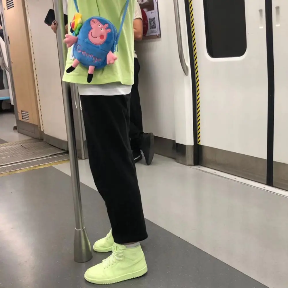 Alternative view of Giày Nike Air Jordan 1 High PRM 'Barely Volt' AH7389-700