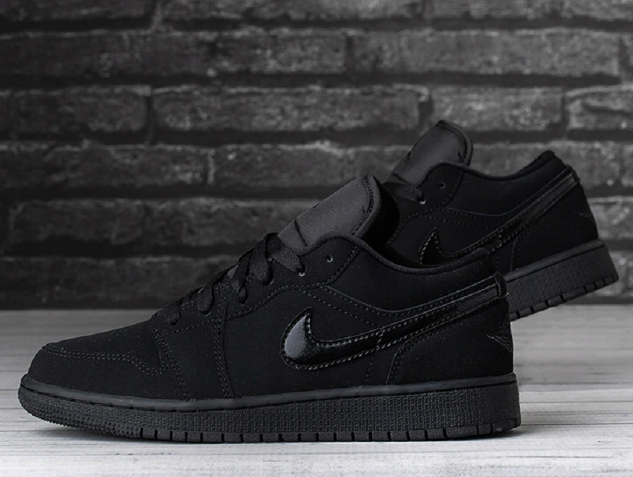 Giày Nike Air Jordan 1 Low GS 'Triple Black' 553560-056 - Ảnh 4