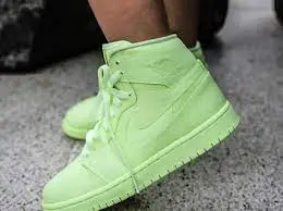 Giày Nike Air Jordan 1 High PRM 'Barely Volt' AH7389-700 - Ảnh 7