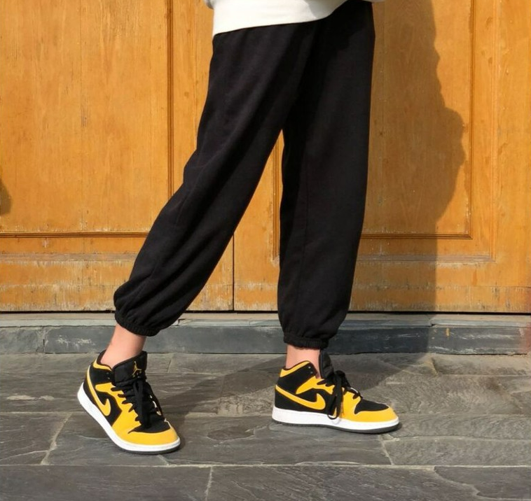 Giày Nike Air Jordan 1 Retro Mid GS 'Reverse New Love' 554725-071 - Ảnh 3