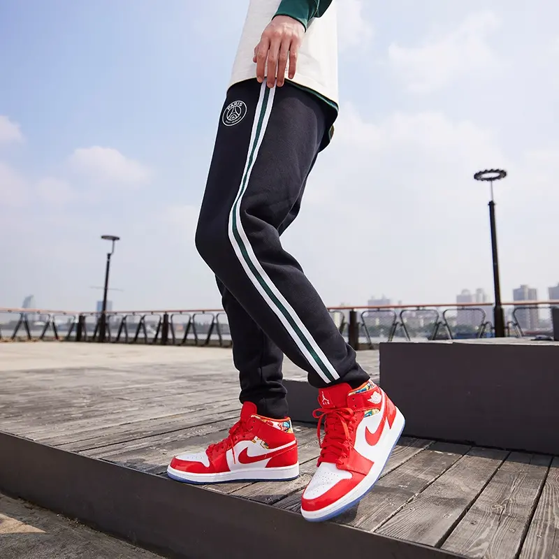 Alternative view of Giày Nike Air Jordan 1 Mid SE 'Barcelona Sweater' DC7294-600