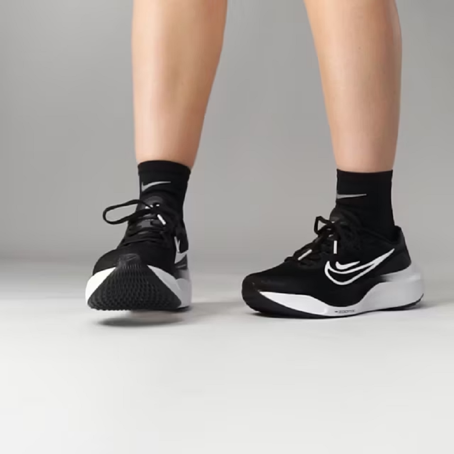 Giày Nike Zoom Fly 5 'Black White' DM8974-001 - Ảnh 2