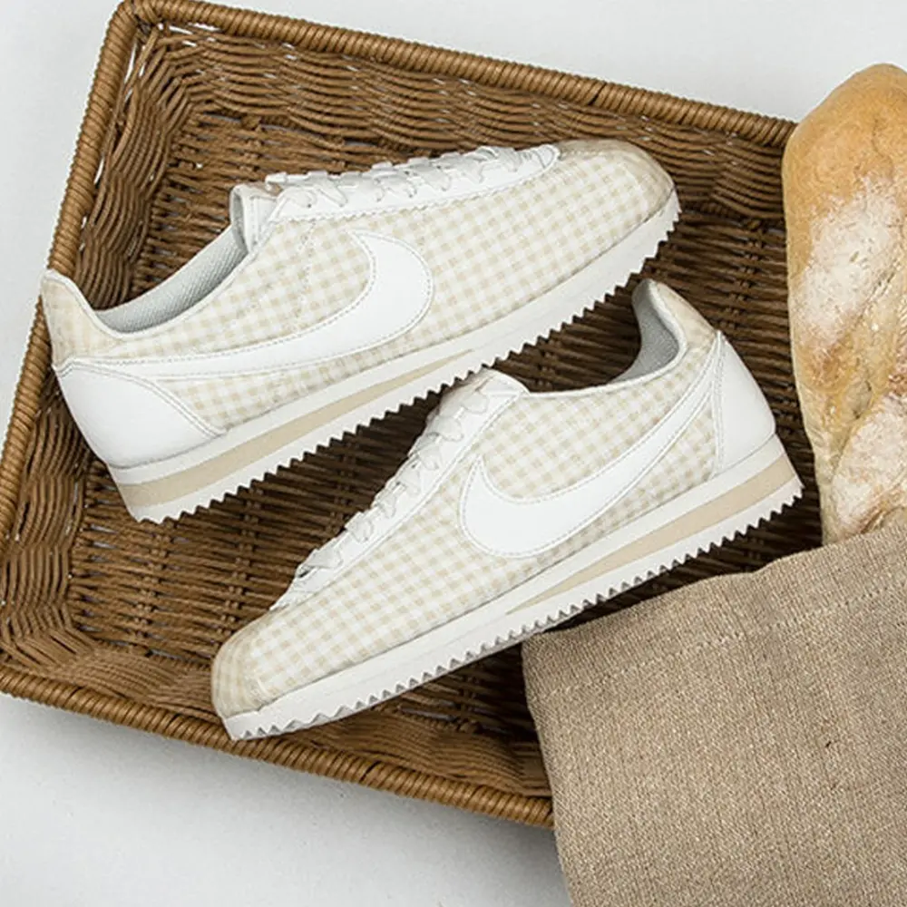 Alternative view of Giày Nike Wmns Classic Cortez QS 'Summit White' BV4890-100