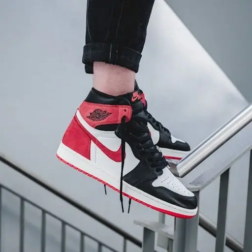 Giày Nike Air Jordan 1 Retro High OG GS 'Track Red' 575441-112 - Ảnh 6