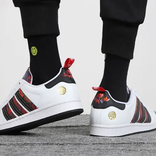 Giày Adidas Superstar 'Chinese New Year' Q47184 - Ảnh 4